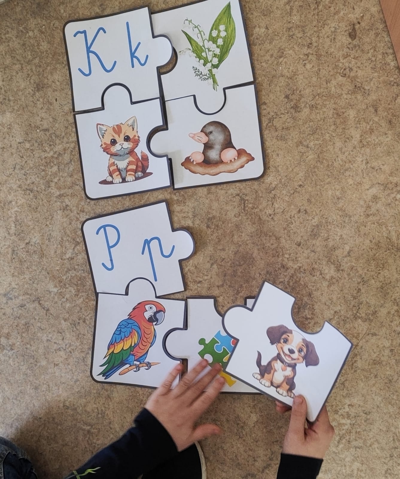 Alfabet - puzzle XL szkoła - Litery pisane - obrazek 4